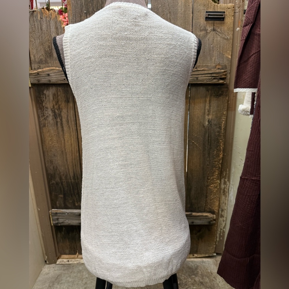 Cable & Gauge Off-White Knit Top - Picture 2 of 3